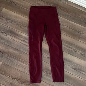 Lululemon burgundy leggings w/ pockets Size 4